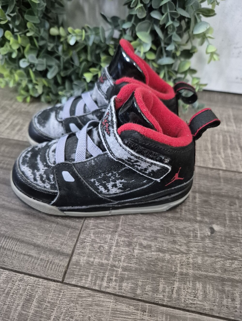 Jordan Toddler Sneakers Black/Gray/Red Size 8C